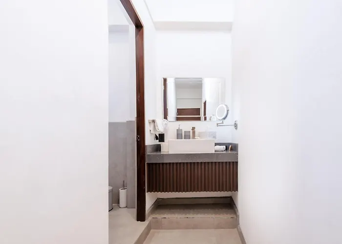 Downtown Cabo Gem King Bed Walk Everywhere Apartment Cabo San Lucas